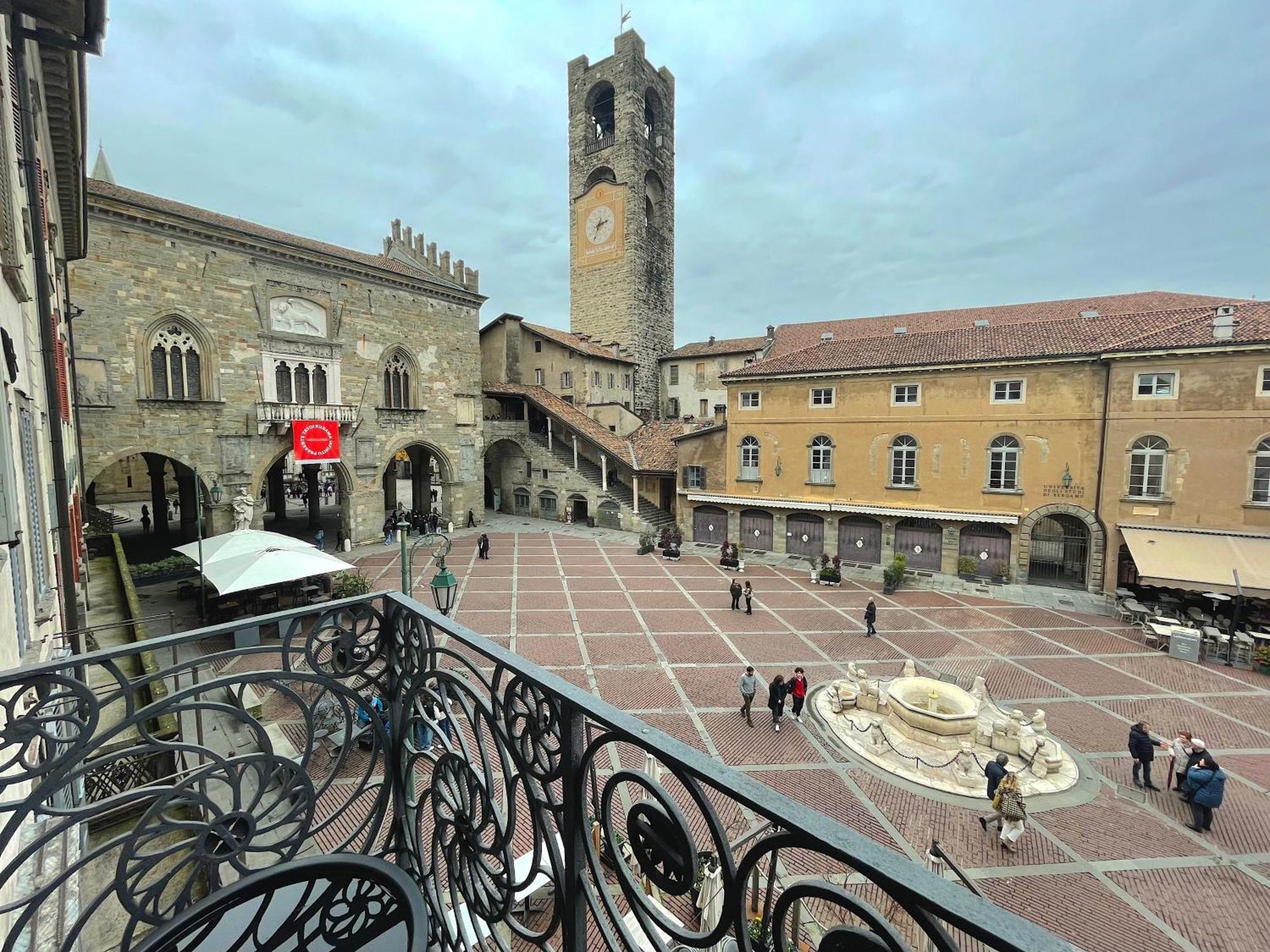 Best View Boutique Apartments Bergamo Exterior photo